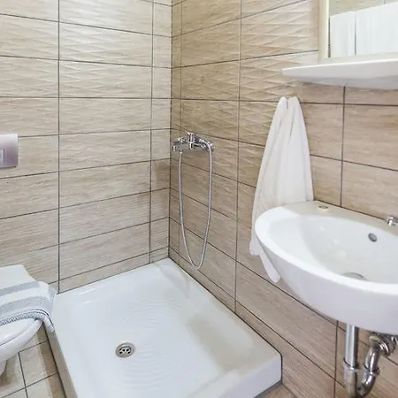 所提利亚旅馆 招待所 3*