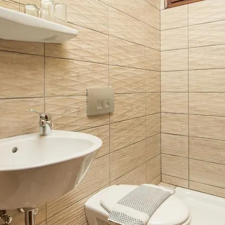 所提利亚旅馆 3*