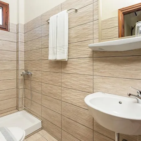 招待所 所提利亚旅馆 基尼拉