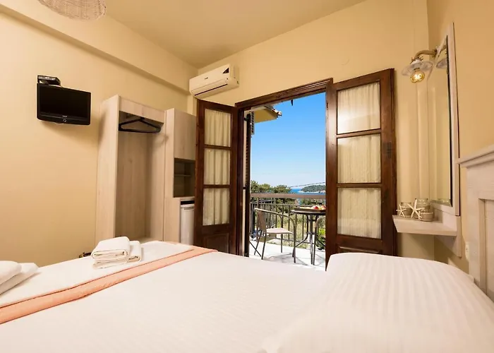 ゲストハウス Sotiria コイニラ