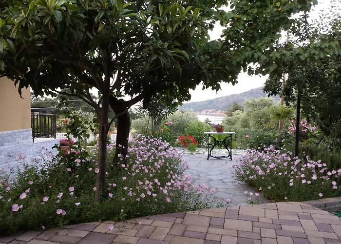 ゲストハウス Sotiria