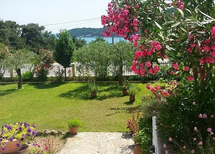 Sotiria ゲストハウス コイニラ