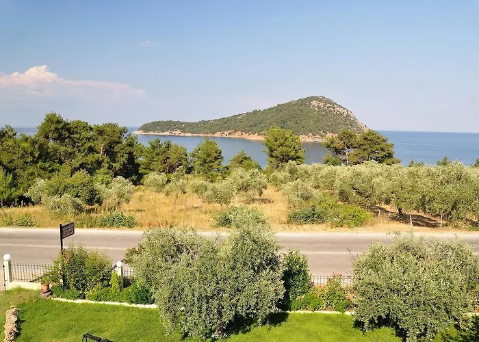 ゲストハウス Sotiria コイニラ